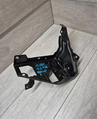 BMW X1 F48 F49 Headlight/headlamp mounting bracket 7342502