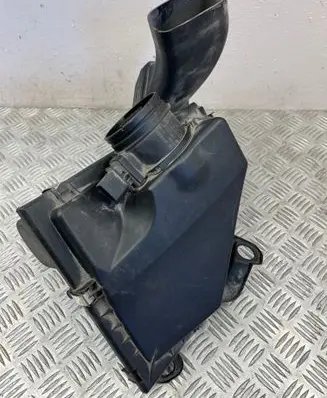 BMW 3 E90 E91 Mass air flow meter 0281002567