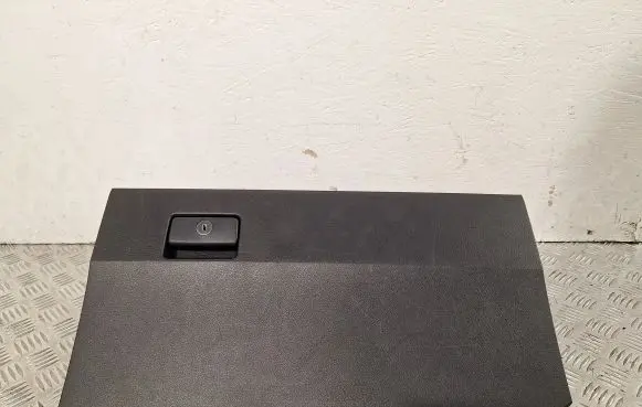 Toyota Verso Glove box 555500F020B0 555510F020
