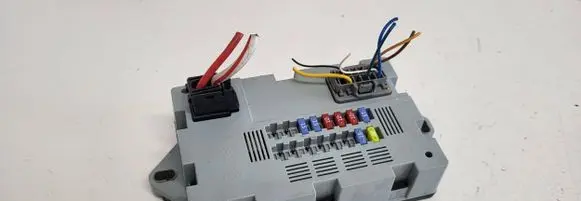 Land Rover Range Rover Evoque L538 Fuse module 71739084 CPLA14Q073AA 1608241233