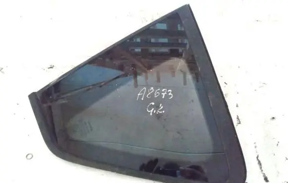 Toyota Corolla Verso AR10 Rear side window