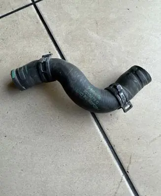 BMW X5 F15 Engine coolant pipe/hose 9010879