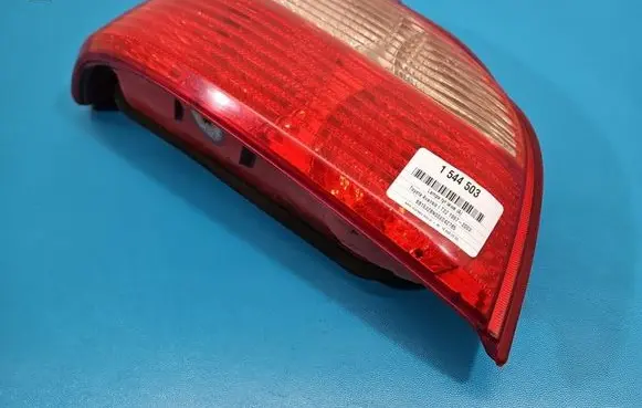 Toyota Avensis T220 Rear/tail lights IMPRK1544503