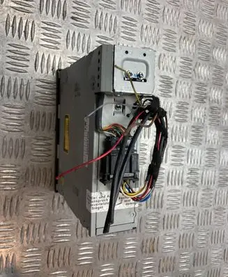 Skoda Octavia Mk2 (1Z) CD/DVD changer 1Z0035111A SKZ5ZAF