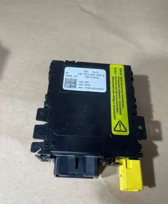 Volkswagen PASSAT B6 Steering angle sensor 3C0953549A 05113810 01101052320542