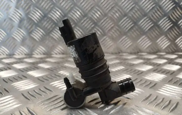 Peugeot 407 Windscreen/windshield washer pump 9643447980