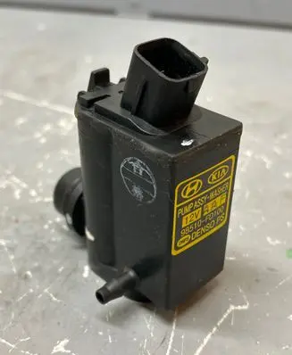 KIA Sorento Windscreen/windshield washer pump 98510FD100