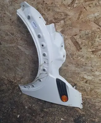 Mini One - Cooper Coupe R56 Fender