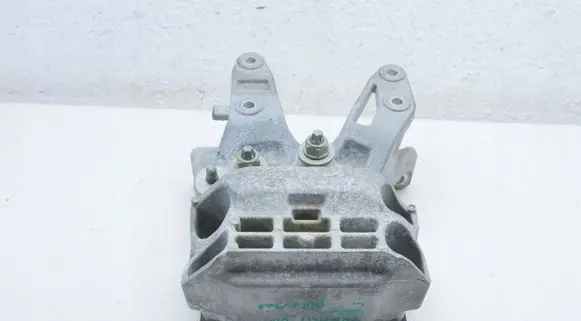 Ford Transit Gearbox mount 7M124