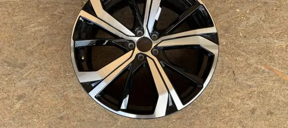 Volvo XC60 R21 alloy rim 32134533 K55K5T5