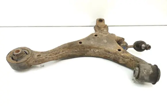 Honda CR-V Front lower control arm/wishbone