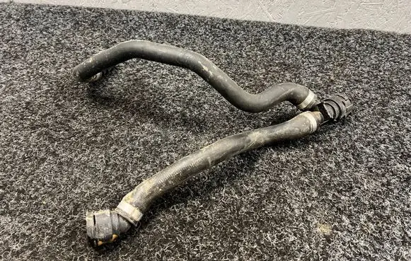 Mercedes-Benz C W206 Engine coolant pipe/hose A2065010700