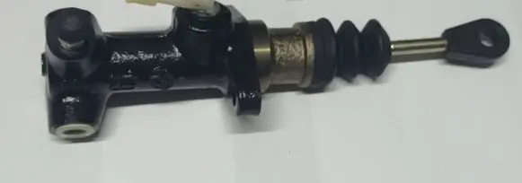 Volkswagen PASSAT B4 Clutch slave cylinder 030027 03241993103