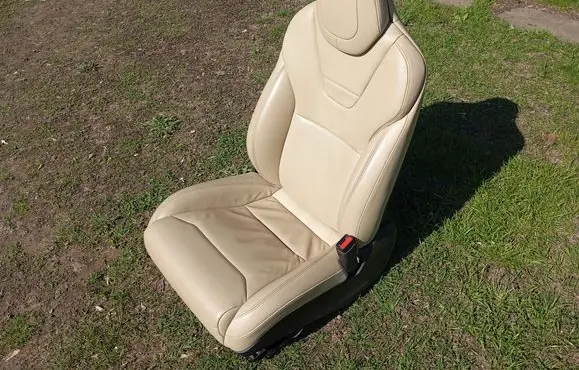 Tesla Model S Front passenger seat 