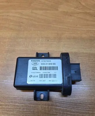 Volvo XC70 Light module LCM 30783784AB 30782784AB