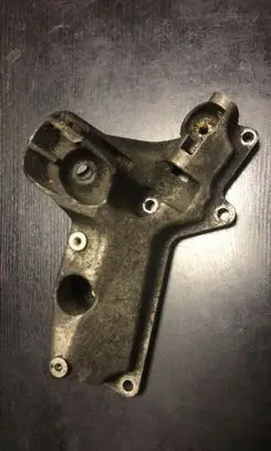 BMW 5 E60 E61 Engine mounting bracket 6763217