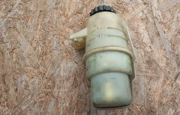 Dodge Journey Power steering fluid tank/reservoir 05151028AA