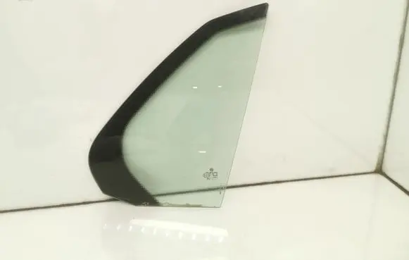 Volkswagen Jetta V Rear vent window glass 