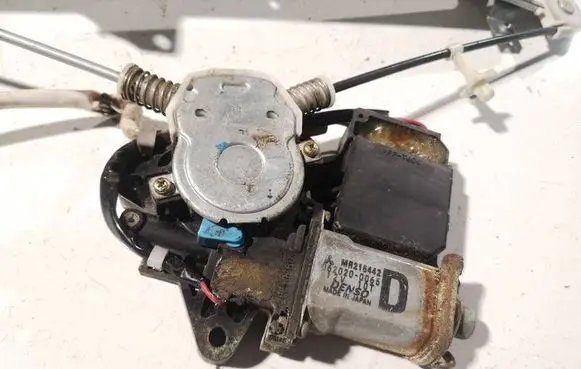 Mitsubishi Galant Rear door window regulator motor mr216442 062020-0065