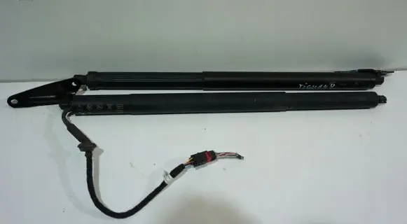 Volkswagen Golf III Tailgate hydraulic set