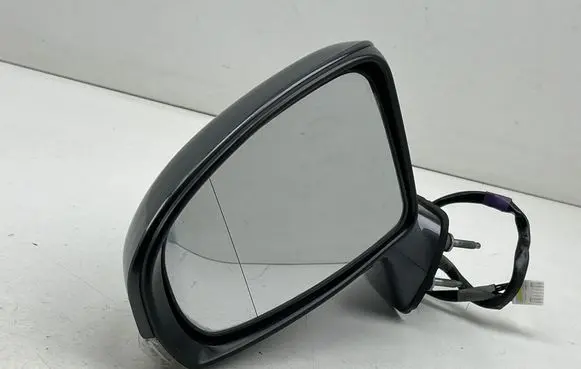Toyota Avensis T270 Front door electric wing mirror E11026399 SKH7760 E11036399