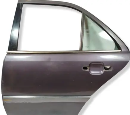 Mercedes-Benz C W202 Rear door