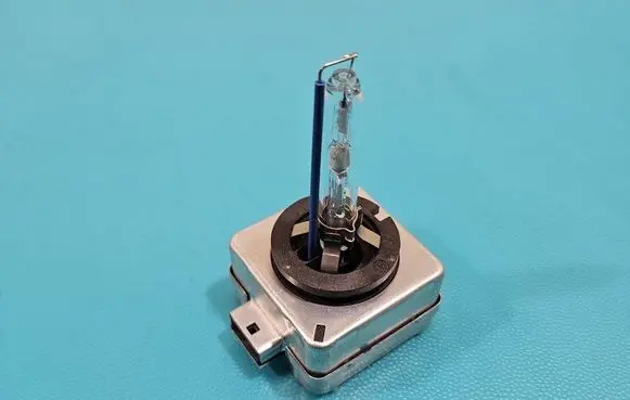 Volkswagen Phaeton Xenon bulb 66140CBI IMPRK1474149
