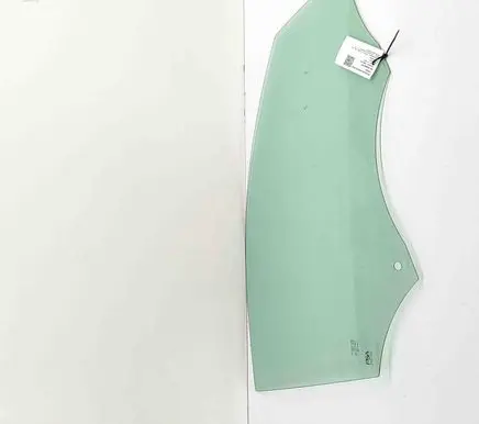 Citroen C4 III e-C4 Front door window glass four-door 9832846380