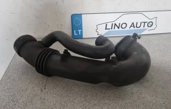 BMW 5 E39 Intercooler hose/pipe 7786777 10856710