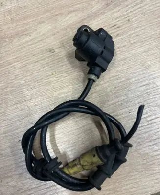 Opel Vectra B ABS brake wheel speed sensor 90464775