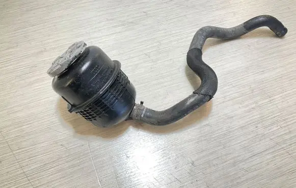 Audi A4 S4 B8 8K Power steering fluid tank/reservoir