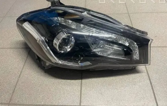 Suzuki SX4 S-Cross Headlight/headlamp 10018738