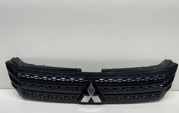 Mitsubishi Eclipse Cross Front bumper upper radiator grill 7450B572