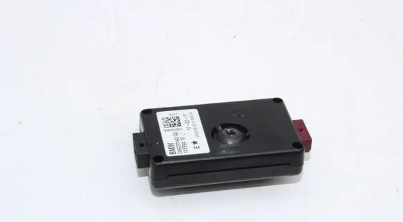 BMW M4 F82 F83 Aerial antenna amplifier 9231442