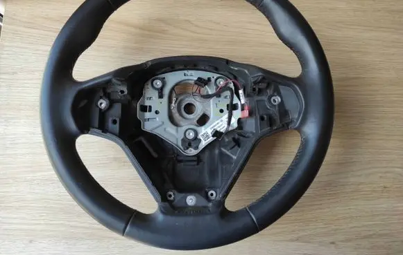 BMW X5 F15 Steering wheel 2460554385 687785201 17B0184P4660