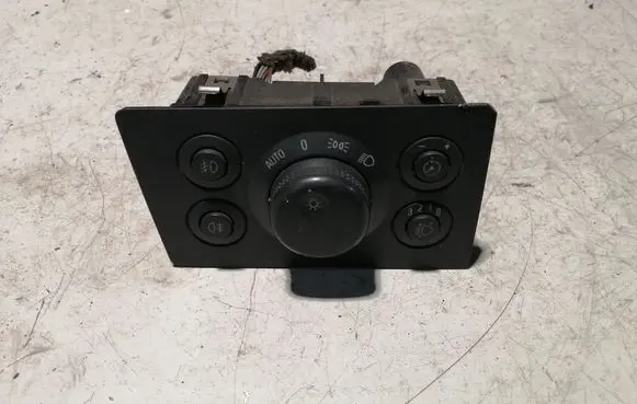 Opel Zafira B Light switch 13205868