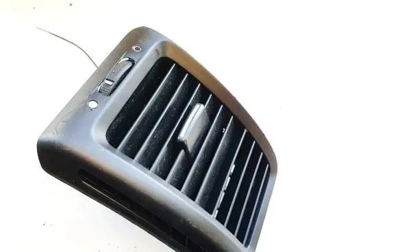 Honda Accord Dash center air vent grill e6165131100 e616-5131-100