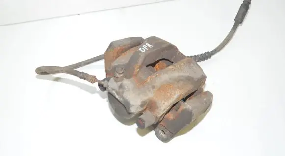 BMW X3 F25 Front brake caliper 6790922 34106790930 6790930