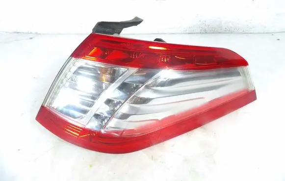 Peugeot 508 RXH Rear/tail lights 9686779680