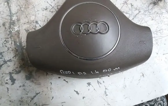 Audi A2 Steering wheel airbag 06200012400534