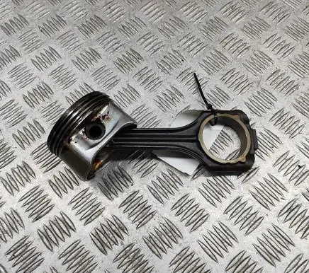 Mercedes-Benz CLK A209 C209 Piston A1130300020 A1120306617