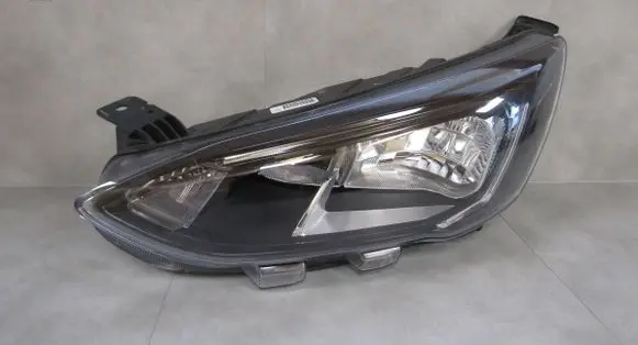 Ford Focus Headlight/headlamp MX7B13E015CC