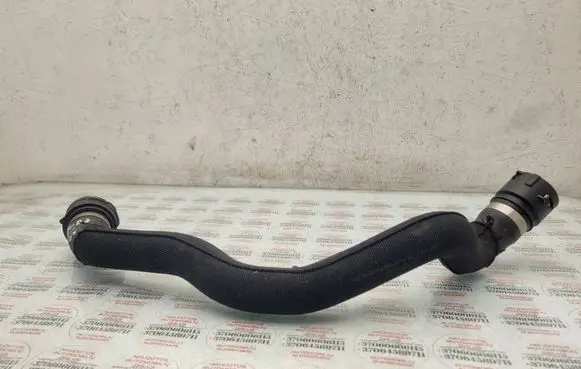 Audi A4 S4 B8 8K Engine coolant pipe/hose 8K0121101M