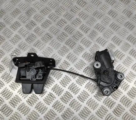 Volvo XC40 Tailgate/trunk/boot lock/catch/latch 32149889 31349975