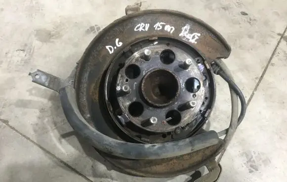 Honda CR-V Rear wheel hub