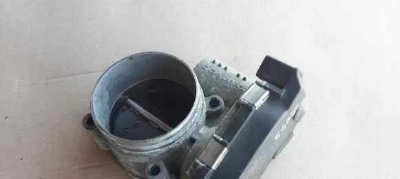 Audi A4 S4 B8 8K Throttle valve 06E133062G