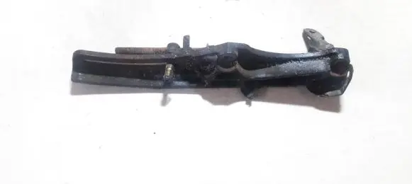 Mazda 6 Generator/alternator belt tensioner