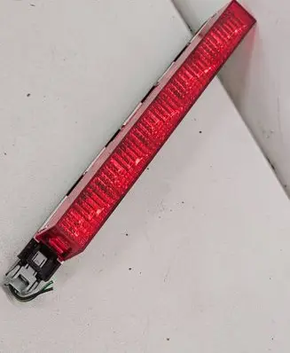Ford Mondeo Mk III Third/center stoplight S302E47573