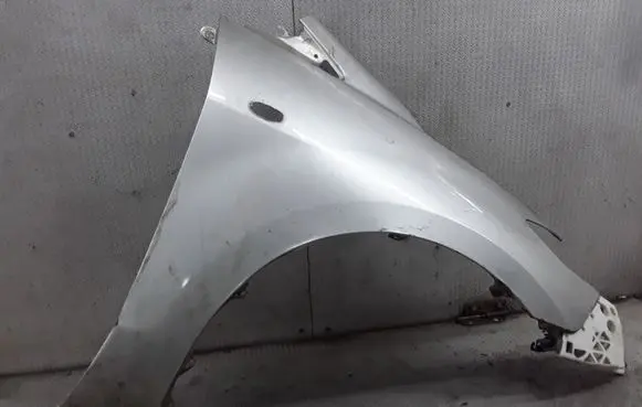 Mazda 5 Fender 