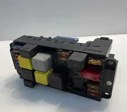 Mercedes-Benz C W203 Fuse module 0025459401 5DK00797330 A0025459401
